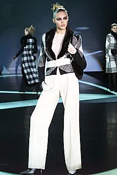 Look 15